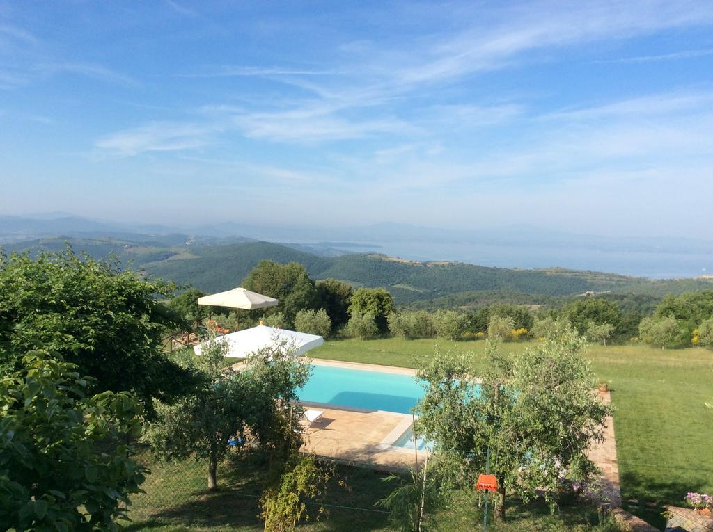 Agriturismo La Bicocca - Apt. "Il Leccio" 카스텔리고네 외부 사진