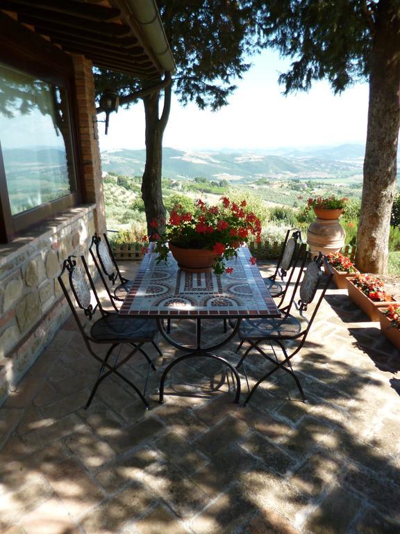 Agriturismo La Bicocca - Apt. "Il Leccio" 카스텔리고네 객실 사진